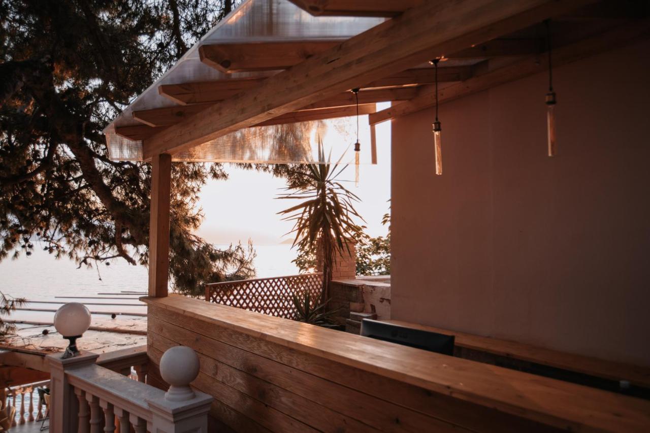 Inn Hotel Kanine Екстериор снимка